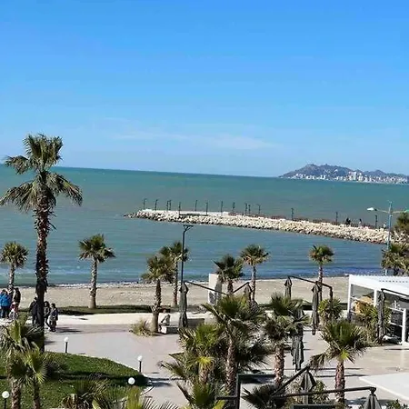 Sea View Relax Apartment, Qerret Apartment